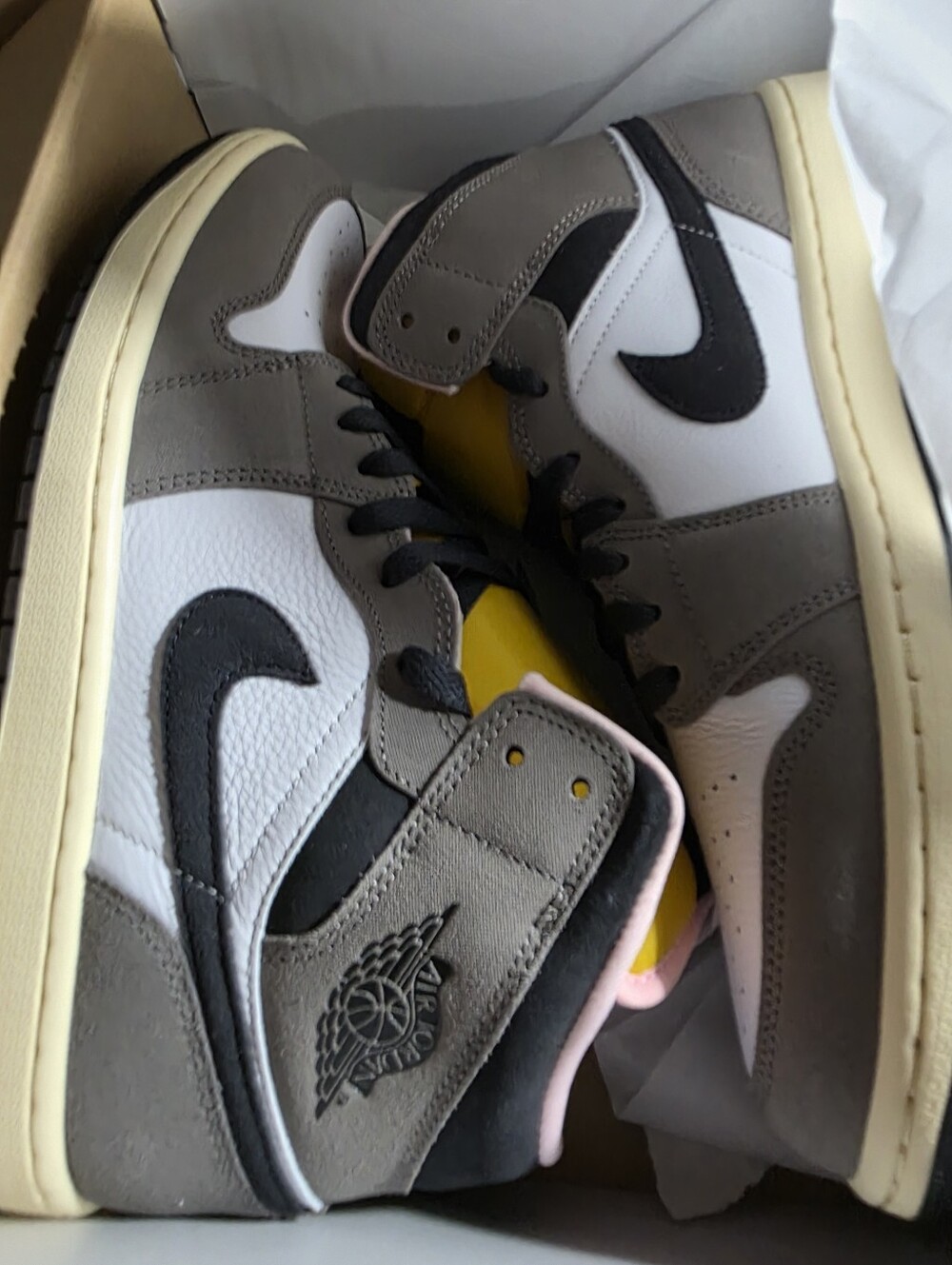 Jordan High-Top Sneakers in Oil Black/Cave Stone, Size 10m